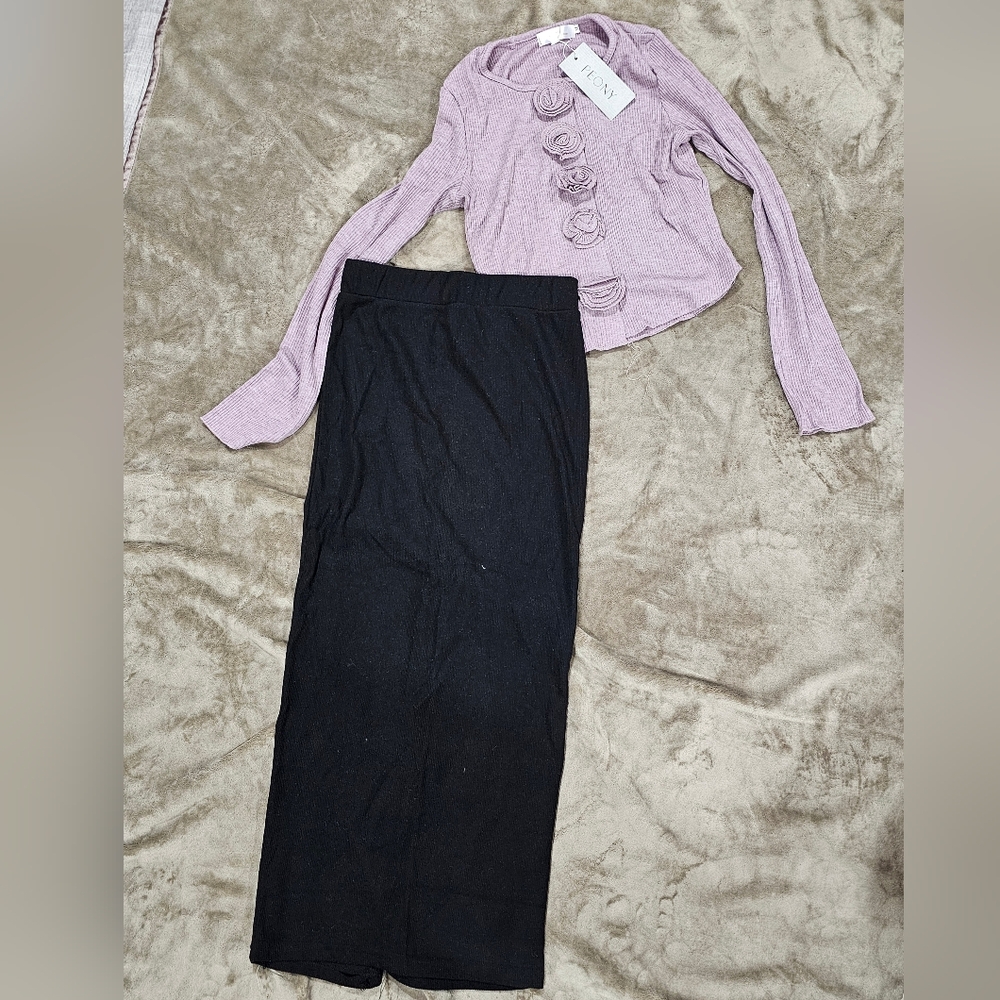 Hand Crafted Elegant Black Pencil Skirt
